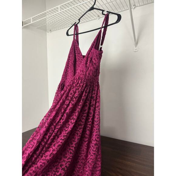 Torrid Midi Crochet Lace Sweetheart Dress Size 1 NWOT - Picture 3 of 9